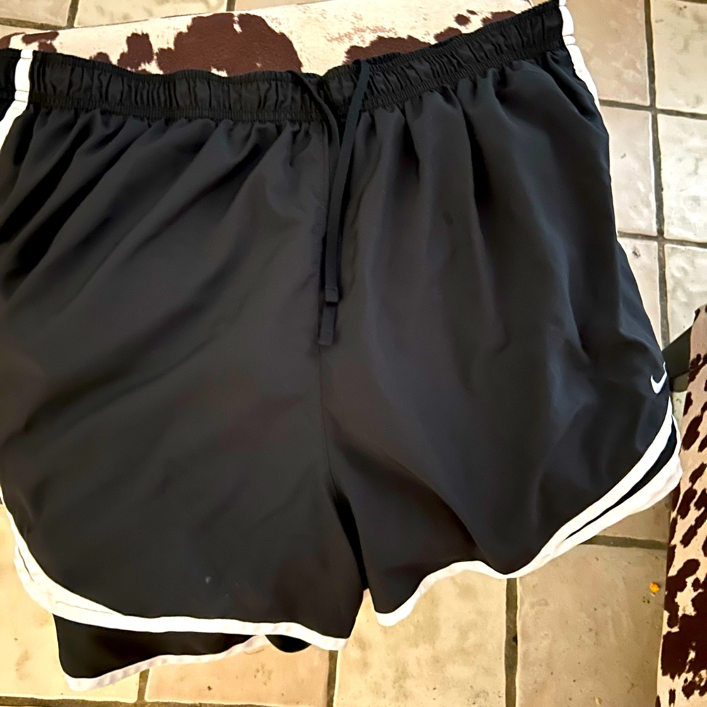 Lot of 2 Nike shorts! Sz2X